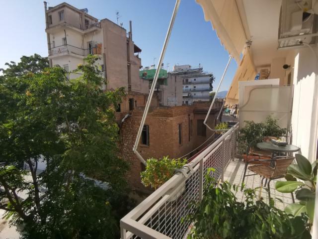 Athenshub - Across Metro Station Apartment Exterior foto