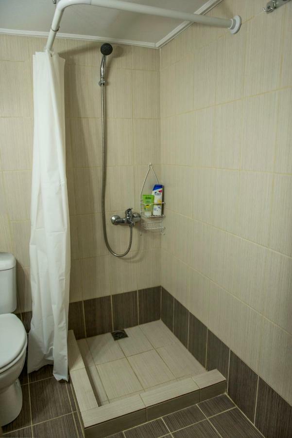 Athenshub - Across Metro Station Apartment Exterior foto